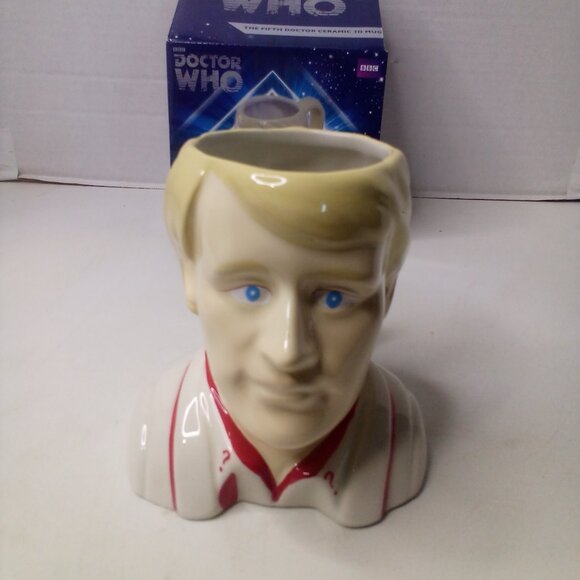 Doctor Who 5th Doctor Peter Davison Ceramic 3D Mug BBC Zeon Design - Picture 1 of 15